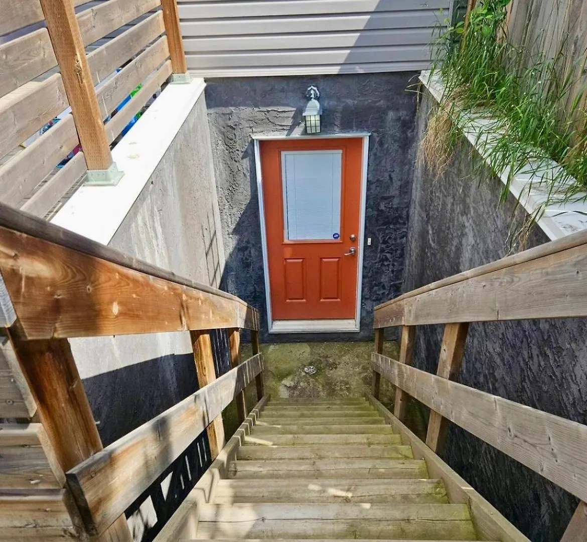 Holiday home River Valley Basement Suite Near Downtown Canada